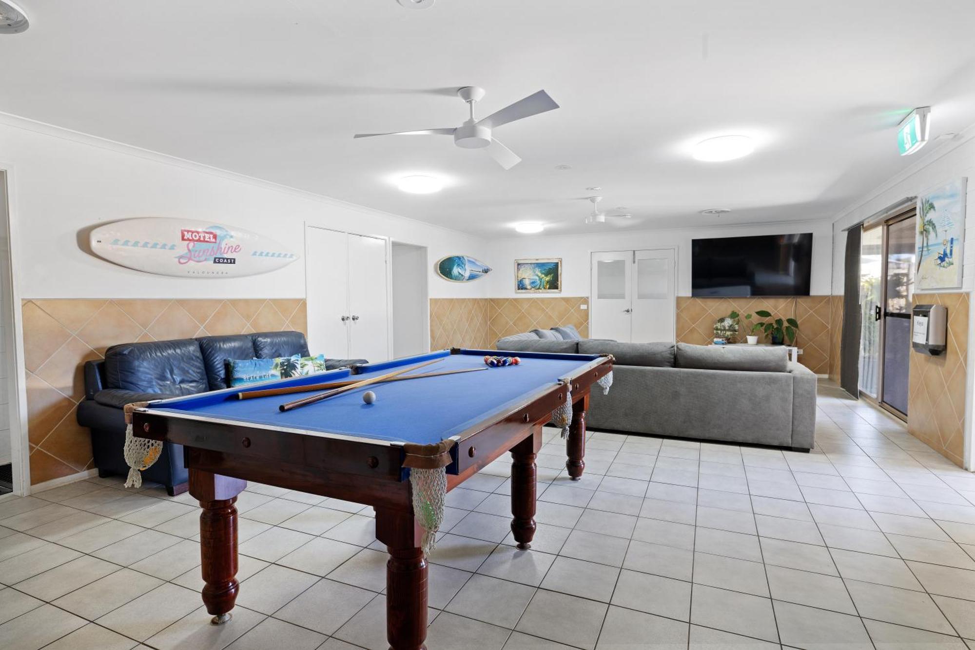 Motel Sunshine Coast Caloundra Exterior photo